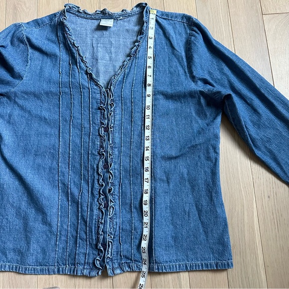 VINTAGE Ruffled Denim Blouse - Picture 9 of 9